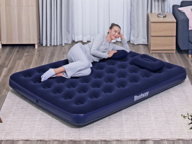 Napihljiv vzmetnica Bestway Queen 203x152 cm