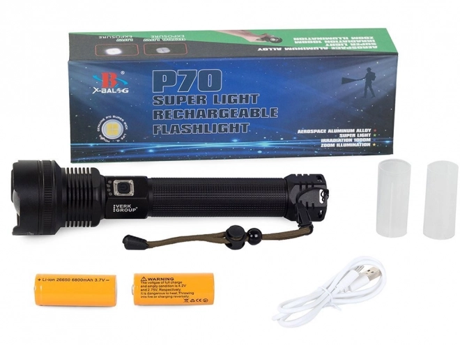 Vojaška taktična svetilka z LED Cree XHP70 in zoomom podjetja Bailong