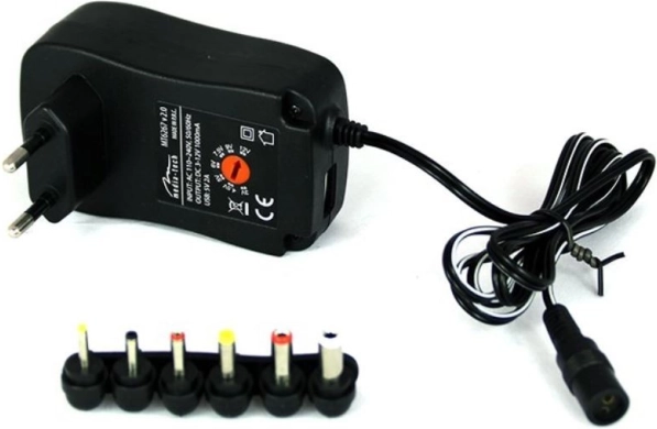 Univerzalni napajalni adapter za tablice MT6267 V2