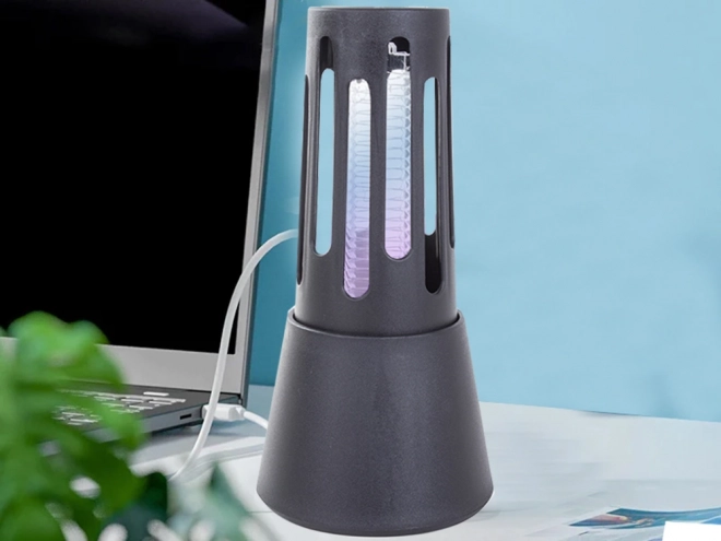 Učinkovita insekticidna LED USB svetilka za komarje in muhe