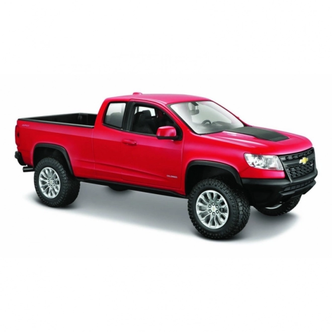 Sestavljen model Chevrolet Colorado ZR 2017 1/24