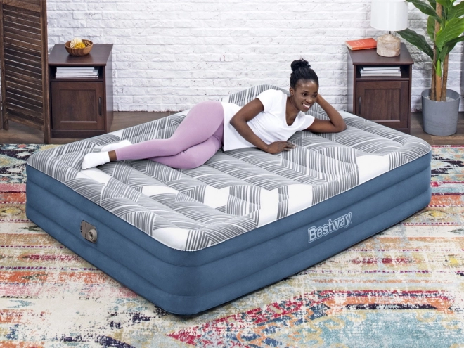Udobna vzmetnica Bestway 2s Queen 203x152x36cm z vgrajeno črpalko 6712Y