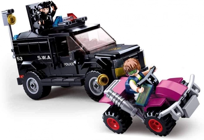 Sluban Policija M38-B0653 SWAT oboroženo vozilo in tat na 4-kolesniku
