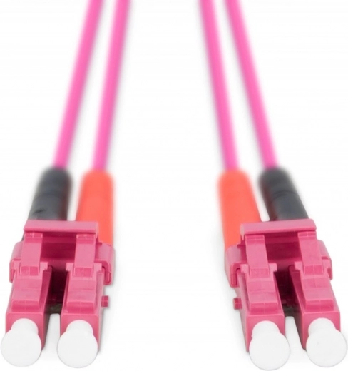 Hiter in zanesljiv prenos zahvaljujoč OM4