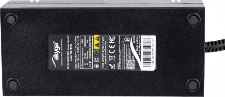 Stabilna moč 135 W za XBOX ONE