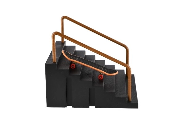 Stopnice z ograjo za fingerboard