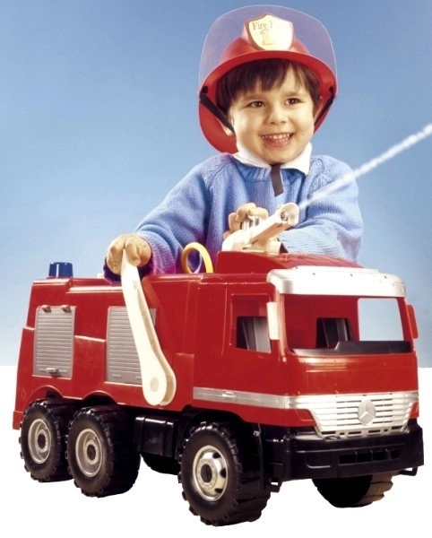 Gasilski avto z brizgalno Mercedes 60 cm