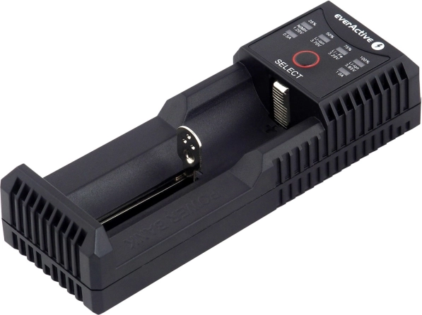 Univerzalni polnilec EVERACTIVE UC-100C s funkcijo powerbank za Li-ion in Ni-MH