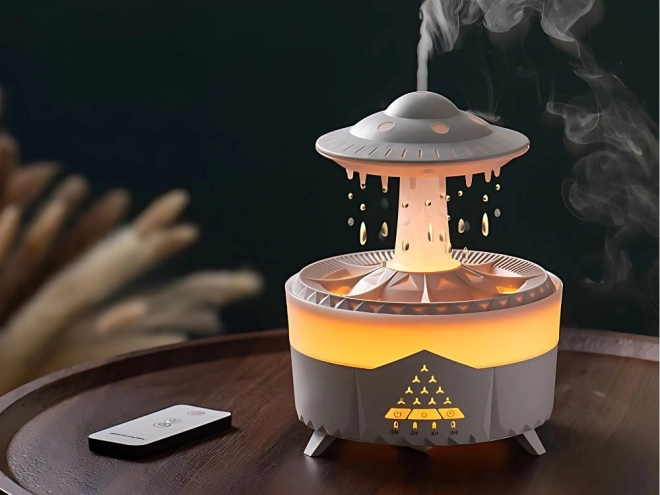 Vlažilec zraka in difuzor vonjav UFO z LED svetilko in daljinskim upravljalnikom