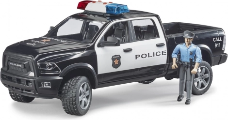 bruder policijski terenski pick-up ram s policistom