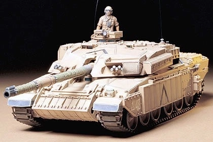 Plastični model britanskega tanka Challenger 1 Mk3