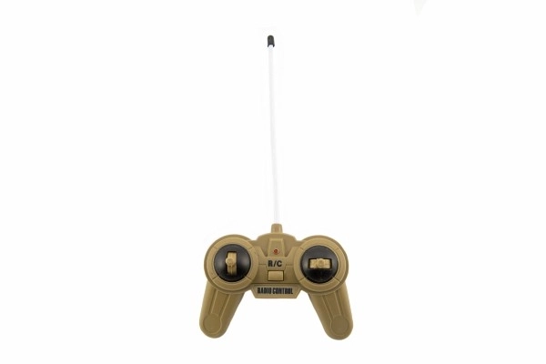 Dva RC tanki 1:32 z učinki