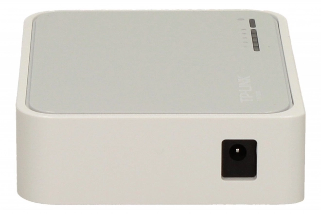 Stikalo TP-Link SF1005D 5-portno 10/100Mbps
