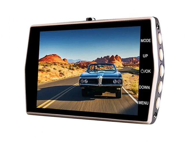 Avto kamera s full HD zapisom in LCD zaslonom