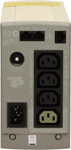Več vtičnic in zaščita občutljive elektronike