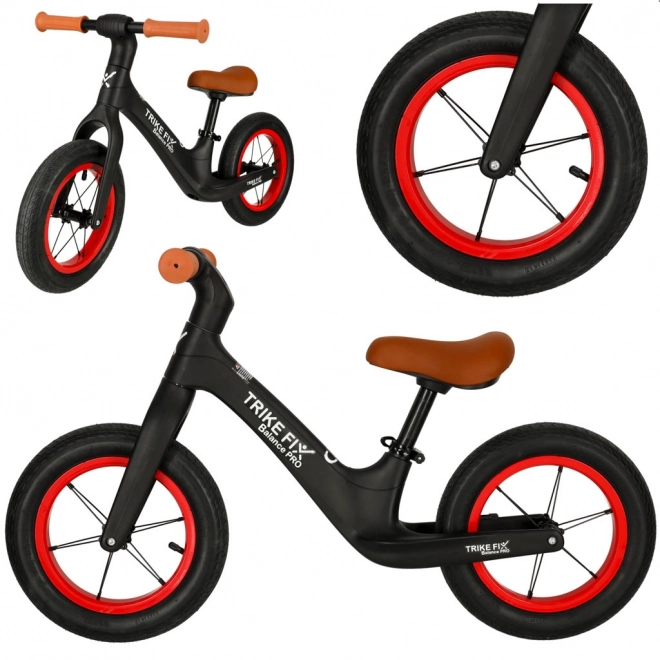 Otroški poganjalec Trike Fix Balance PRO črne barve