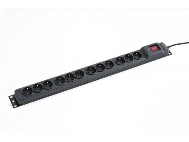 Prenapetostna zaščita M12/16A 19'' rack 1,5 m črna (12 vtičnic)