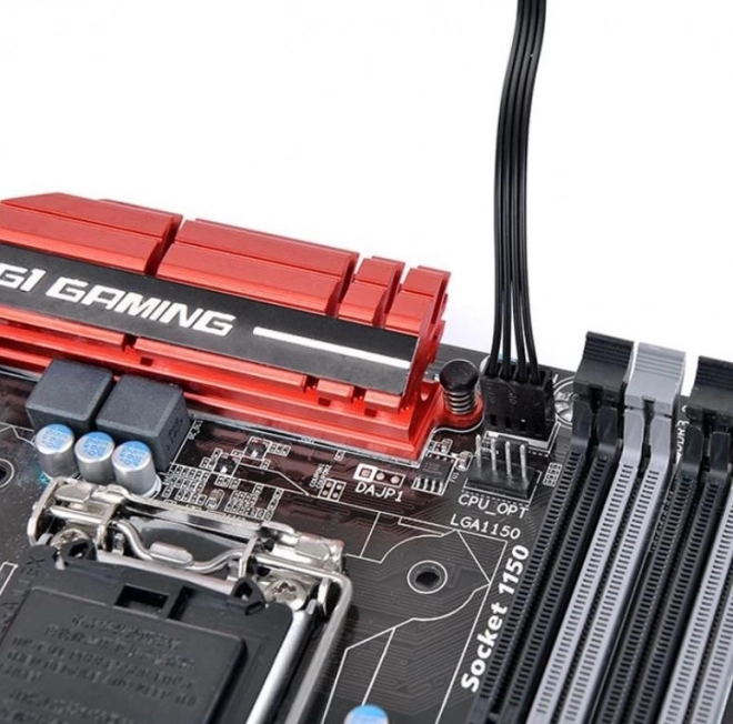 koncentrator Thermaltake Commander FP pro ventilatorje PWM z 10 priključki