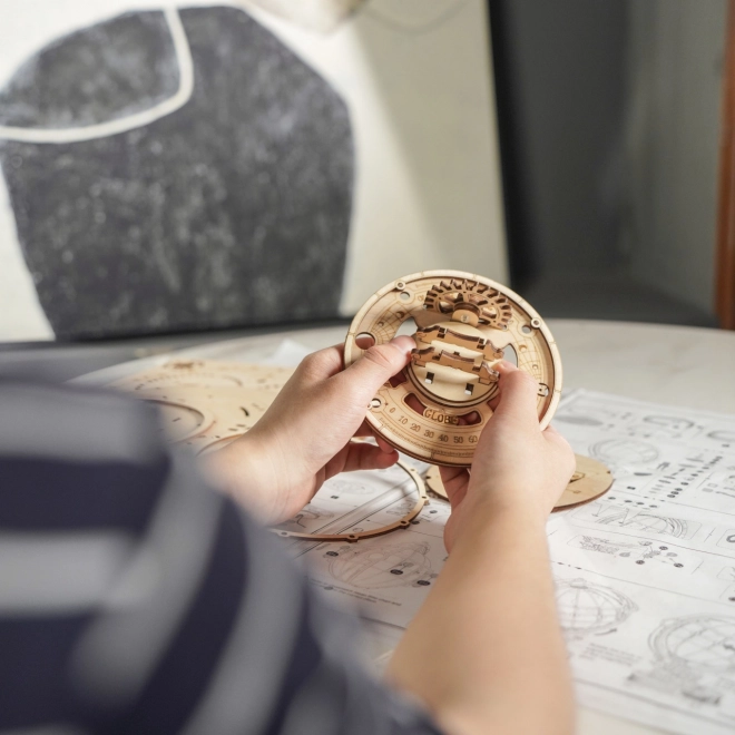 RoboTime 3D lesen mehanični puzzle Svetleči globus