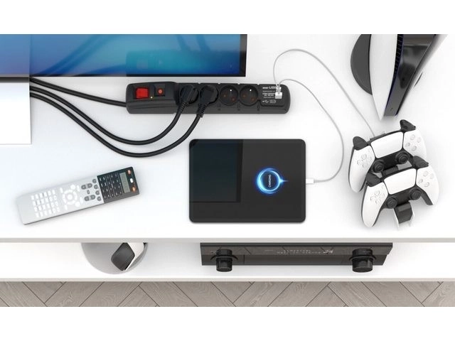 Prenapetostna zaščita Acar F4 USB A+C 1,5m