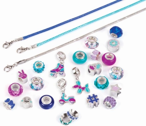 Bogat izbor perlic in obeskov