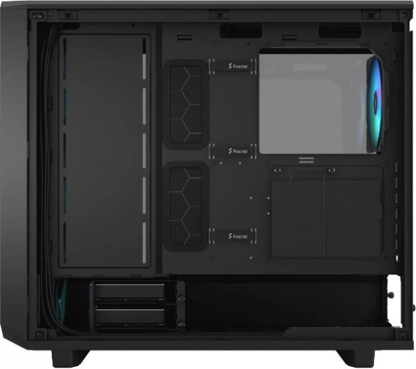 Prostorna notranjost za E-ATX in zmogljive komponente
