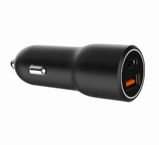 Hitra črna USB-A/USB-C avtopolnilnik 38W PD