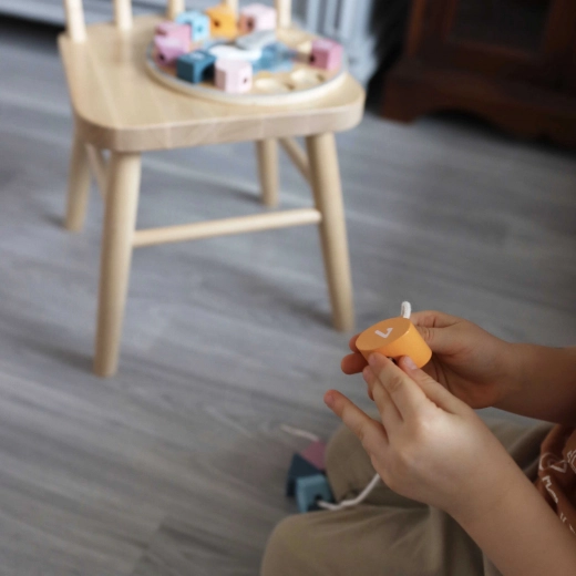 Navijalna zabava za fino motoriko