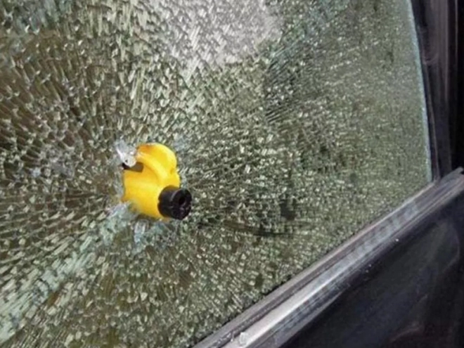 Rezilni obesek za ključe 3v1