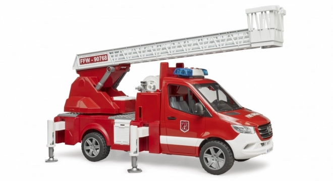Gasilsko vozilo Mercedes-Benz Sprinter s stolpom za otroke