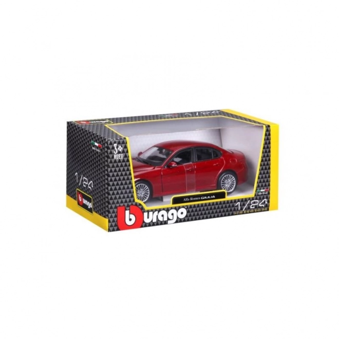 Bburago 1:24 Alfa Romeo Giulia (2016) Metalik rdeča 18-21080