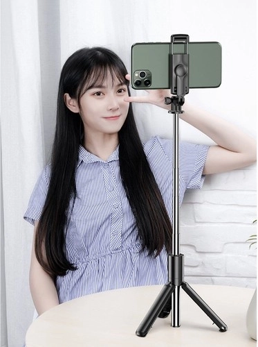 2-v-1: selfie palica in stabilen tripod