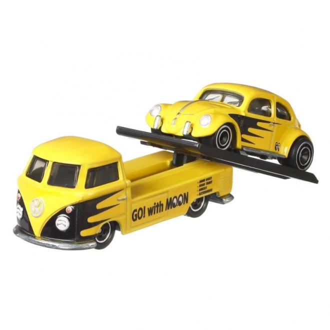 Vlačilec in dirkalni avtomobilček Hot Wheels