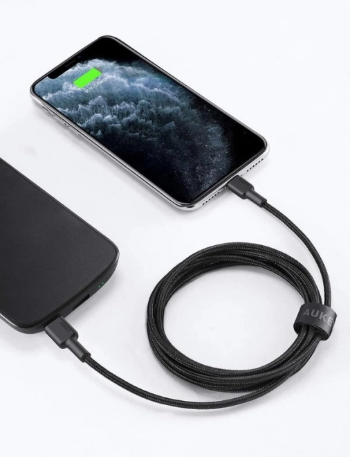Črn najlonski kabel Lightning-USB C 2m