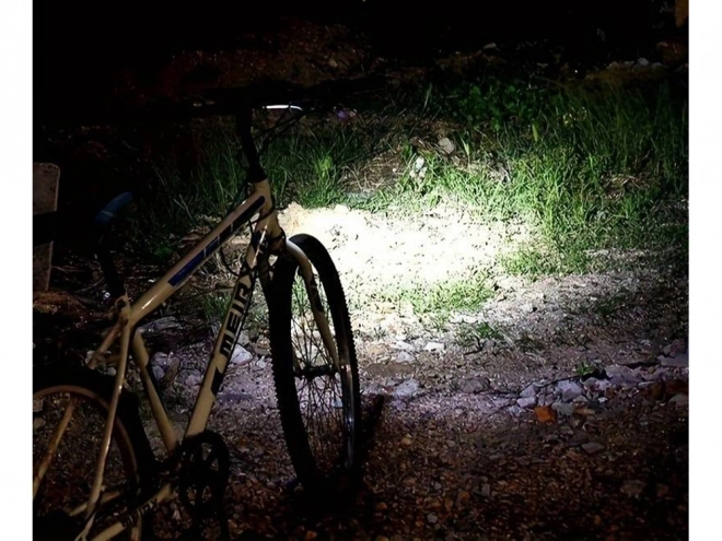 Komplet LED luči za kolo z USB polnilnikom
