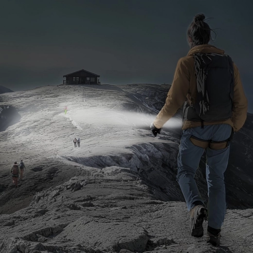 Zmogljivost 1000 lm in doseg do 270 m