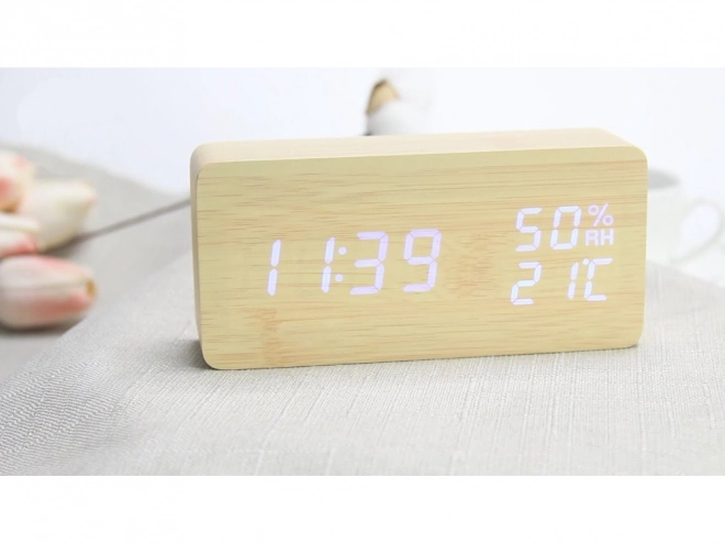 Sodobna elektronska budilka z USB