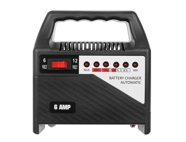 Polnilec za baterije 12V 6A