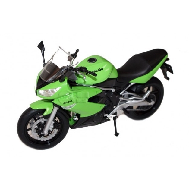 Model motocikla Kawasaki Ninja 650R 1:10 zelen