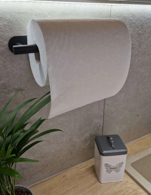 Črni nosilec za papirnate brisače