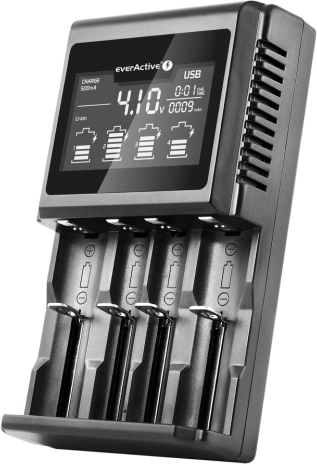 Univerzalni polnilec EVERACTIVE UC-4000 za akumulatorje Li-ion in Ni-MH