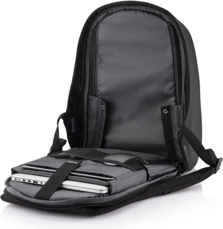 Prostor za 17″ prenosnik in 12,9″ tablico