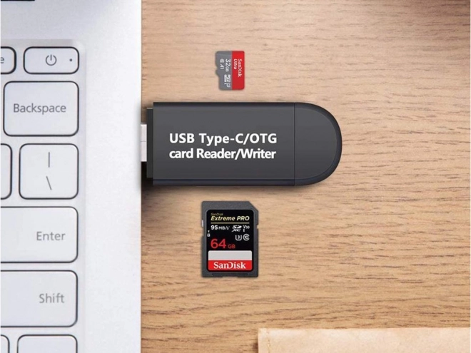 Univerzalni čitalnik kartic USB-C in Micro USB