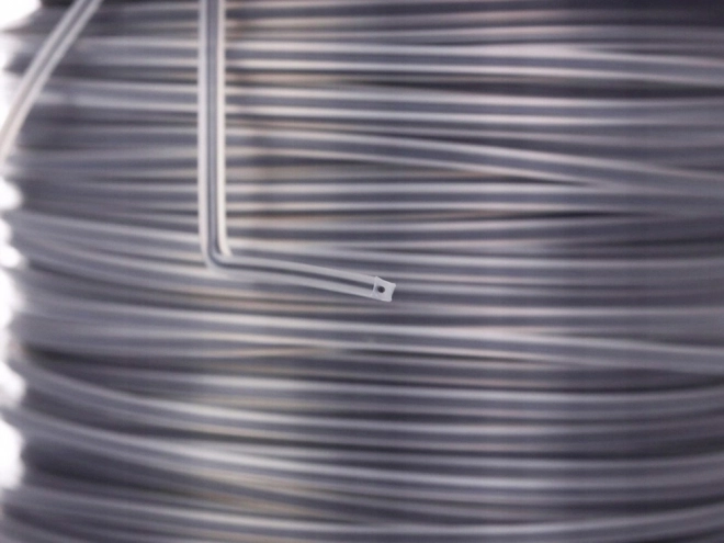 Ojačana rezalna vrvica za motorne kose 2,7 mm kvadrat