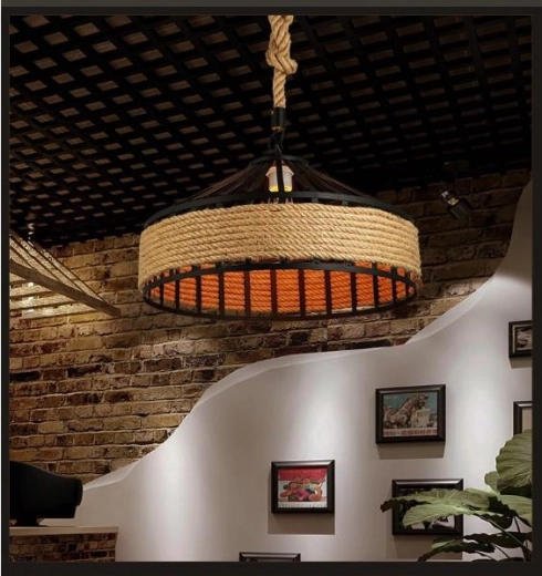 Rustikalna zasnova z naravno vrvjo