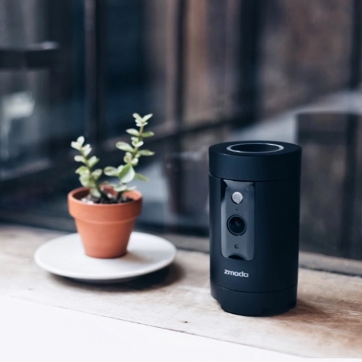 360° kamera z avtomatskim vrtenjem in nočnim vidom