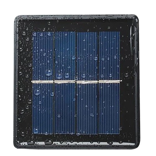 Vodoodporen solarni panel z nastavljivim nosilcem