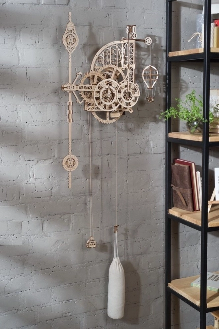 Ugears 3D lesena mehanska sestavljanka Stenske ure Aero