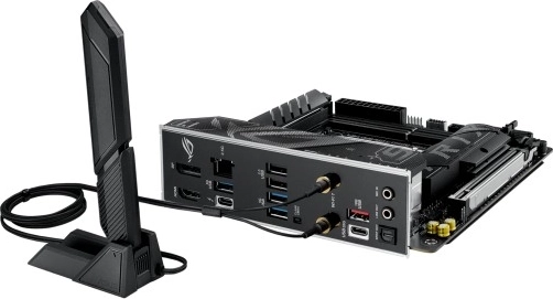 Wi‑Fi povezljivost in bogat I/O