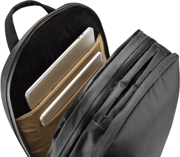 Varno shranjevanje 17″ prenosnika